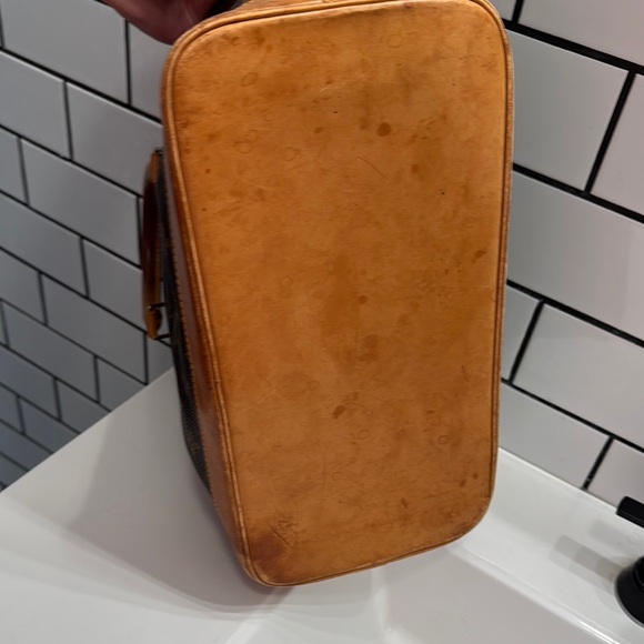 Louis Vuitton Brown and Tan Monogram Satchel - Picture 6 of 14